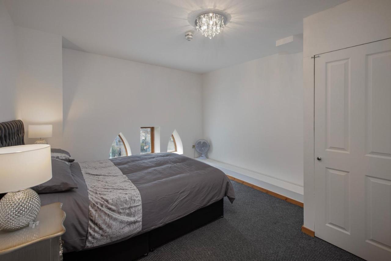 Elegant Church Conversion Close To Blackpool Tower Buitenkant foto